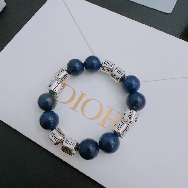 chr1st1an D10r bracelets